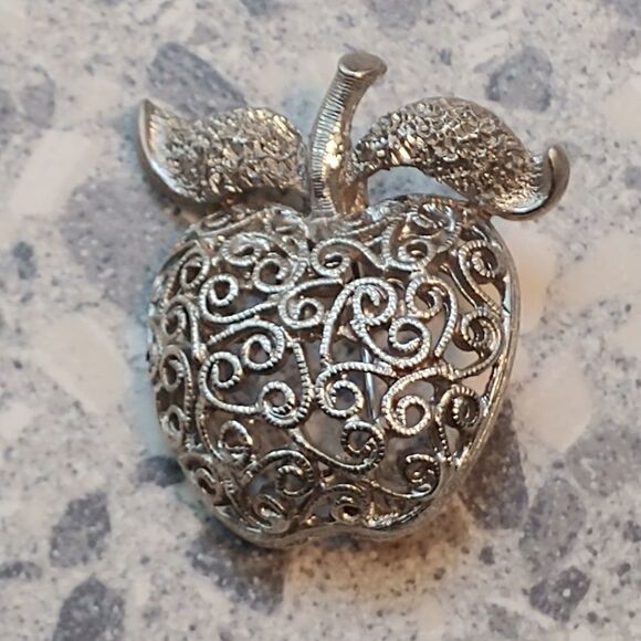 2 for $20 Vintage Silver Filigree Apple Pin - Picture 2 of 6